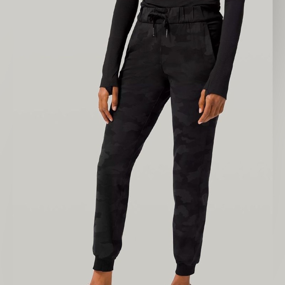 Lululemon Camouflage Jogger Pants